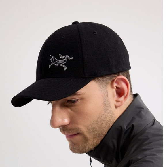 Arc'teryx Other - Arc’teryx Wool Classic Flexfit Ball Cap Black Hat S/M